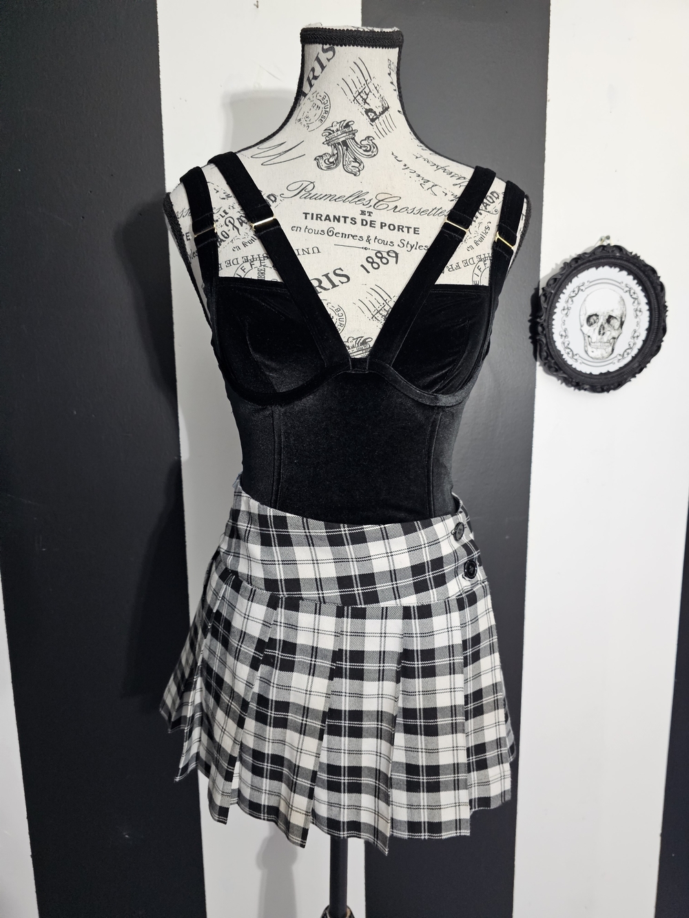 Black & Pink Plaid Pleated Mini Skirt